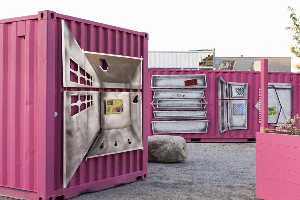 Cover Image for Historiska titthål i Södra Värtahamnen